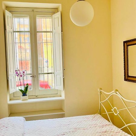 Lily Ca Apartment Cagliari Ngoại thất bức ảnh