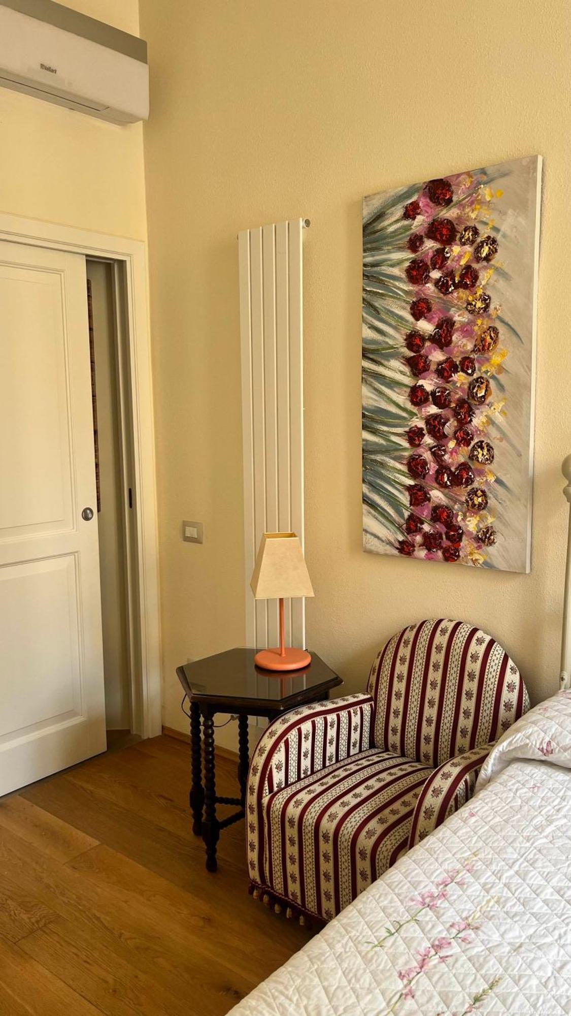 Lily Ca Apartment Cagliari Ngoại thất bức ảnh